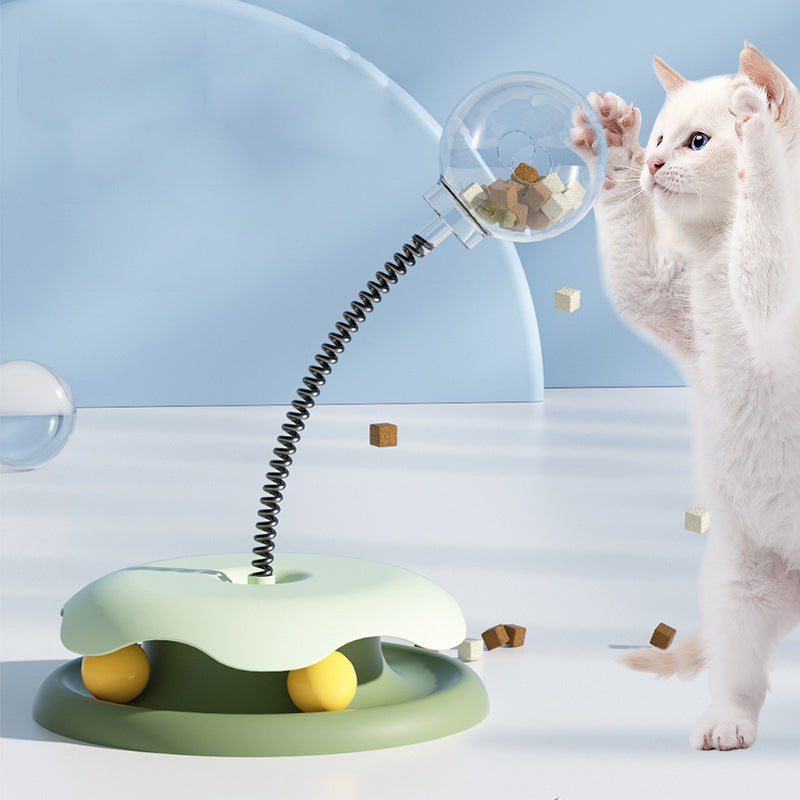 Feeding and play in one toy