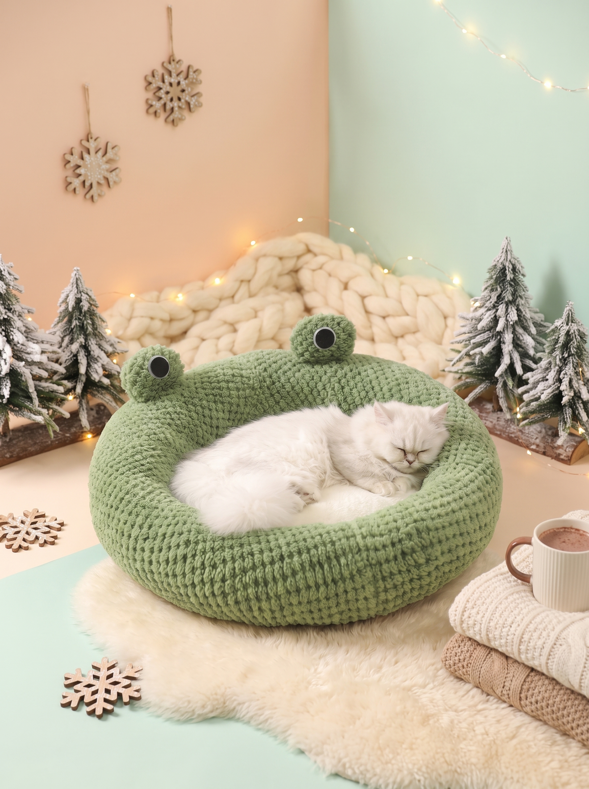 A playful shape that keeps winter out